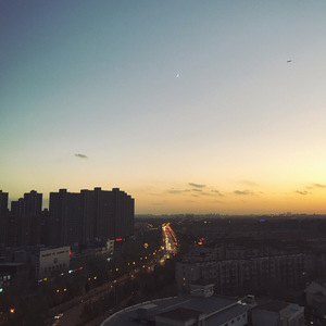 白虎美女 免费看
